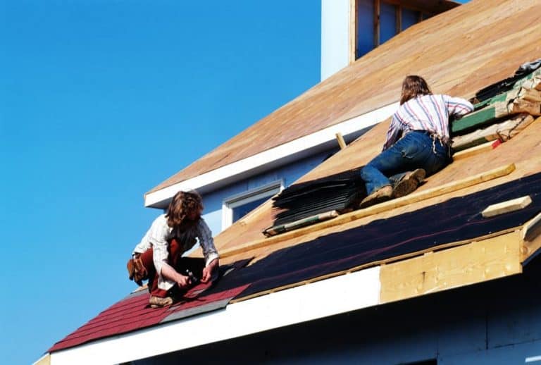 how to stay cool while roofing